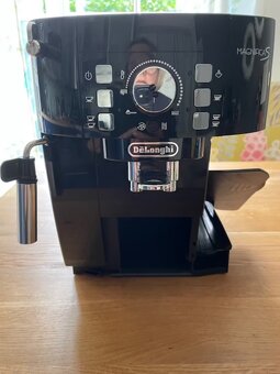 Kávovar DeLonghi Magnifica S (ECAM 22.110.B) - 3