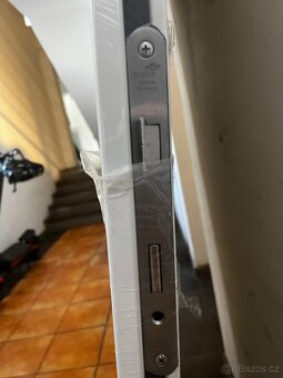 Nové dveře s protipožární ochranou - 3