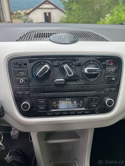 SEAT Mii 1.0 • 44 kW • r. v. 2013 • Najeto 191 968 km - 3
