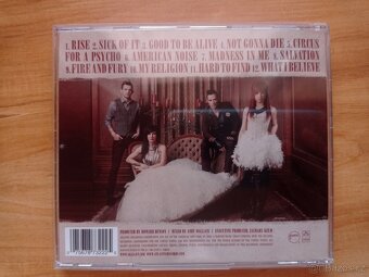 Skillet: RISE CD - 3