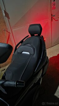 Yamaha XMAX 300 Iron Max (2019) – Po servisu, nové PNEU - 3