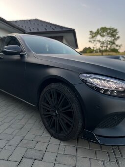Prodám mercedes benz c220d 4Matic 11/2020 - 3