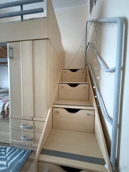 Dětská patrová postel se šatní skříní, včetně matrací - 3