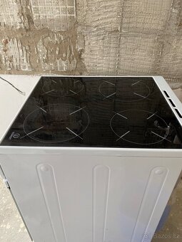 Indukcni sporak indesit - 3