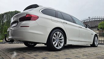 BMW 530 D X Drive mod 2017 top - 3