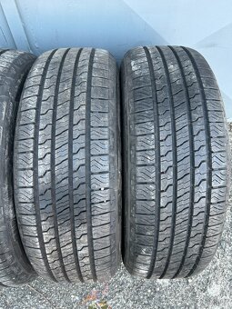 Celoroční pneu 255/65/18 Goodyear - 3