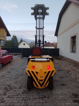 Prodám Vzv destu nosnost 2.5t - 3