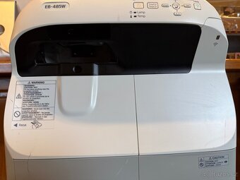 Dataprojektor s KPV Epson EB-485W + profi držák - 3