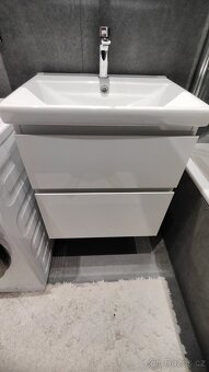 Koupelnový nábytek - 3