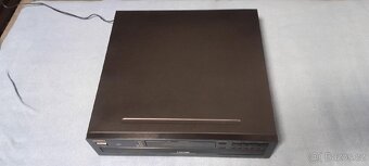CD přehrávač Onkyo DX-C380-měnič kompaktních disků. - 3