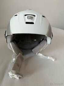 Bílá lyžařská helma značky Etape - 3