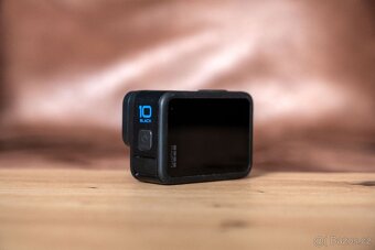 GoPro Hero 10 X GoPro Hero 9 + Obsahy balení viz. popisek - 3