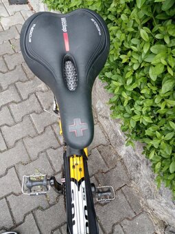 Prodám pěkné kolo velikost 17 - 3