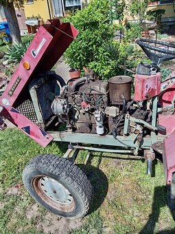 Malotraktor+nahrnovaci/vyoravaci pluh - 3