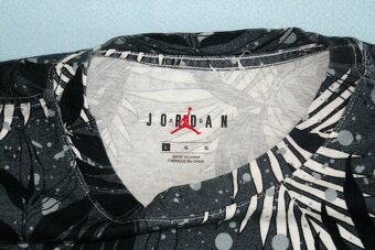 Šedé tričko, vel. L, zn. Nike Jordan - 3