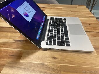 Apple MacBook Pro 13 (Early-2015) - 3