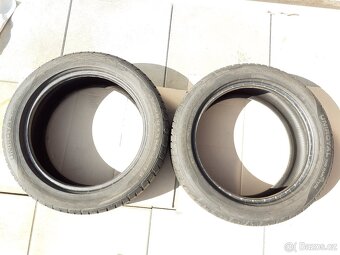 Prodám 2ks pneu 215/50 R17 Uniroyal - 3