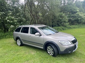 Škoda Octavia Scout - 3