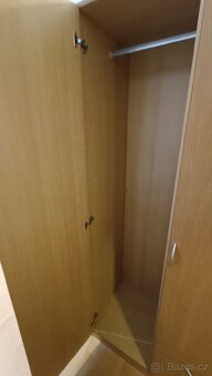 Šatní skříň - 3