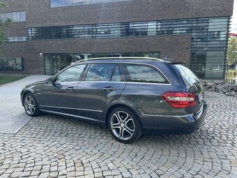 Mercedes-Benz Třídy E, 300 CDI Avantgarde, Webasto - 3