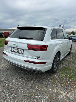 Audi Q7 - 3