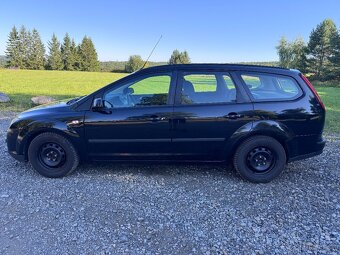 Ford Focus 2 combi 1.6 74kW - 3