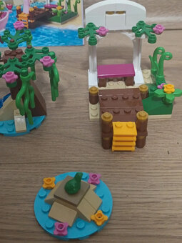 LEGO Disney Princess 41052 Kouzelný polibek Ariely - 3