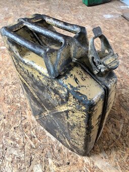 Kanystr US začátek války - 3