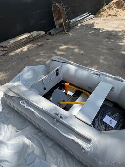 Nový Nafukovací rybářský člun 230cm pro 2 osoby - 3