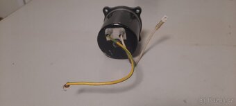 Letecký regulátor osvětlení palubni desky - 3