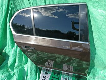 Dveře pravé zadní Superb 2 - 3