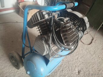 Prodám kompresor - 3