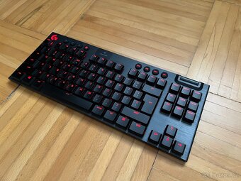 Logitech G915 TKL Lightspeed - 3