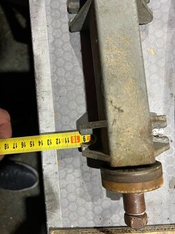 Hřídel s řemenicí - 3