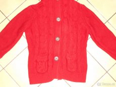 Svetřík pro holčičku na vel.110/116. - 3