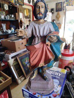 Dřevěna socha Ježíše - 3