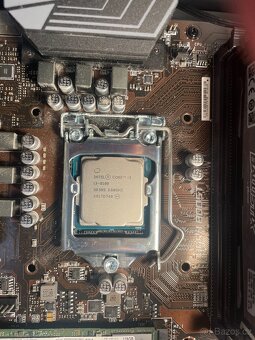 CPU Intel i3-8100 - 3