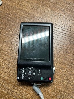Panasonic Lumix DMC-F3 - 3
