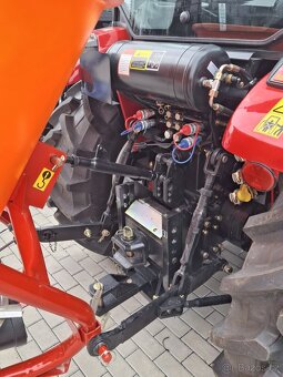 Traktor YTO NMF704C – 70 HP - 3