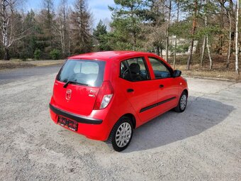 hyundai i10 1.0 - 3