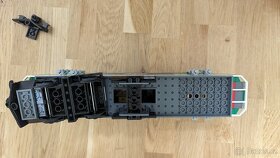 LEGO vlak lokomotiva ze setu 60198 bez motoru a powered up - 3