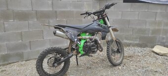 Xmotos xb29, 125 ccm, čtyřtakt - 3