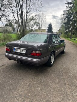 Mercedes w124 300d - 3
