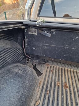 Kryt korby dodge ram 2009 - 3