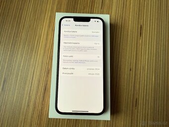 Apple iPhone 16e, černá barva - 3