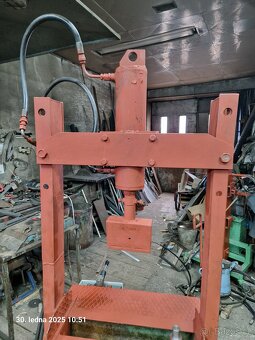 Hydraulický lis, ohýbačka plechu, bruska - 3