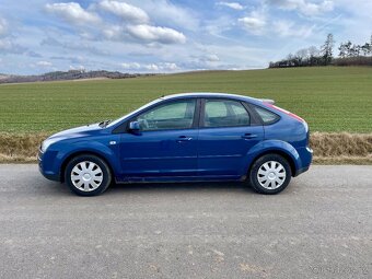 Ford Focus 1.4i - 3