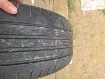 Pneu 205/55 r16 - 3