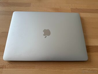 MacBook M1 | 8 GPU | 512GB SSD | TOP stav | 86 % baterie - 3
