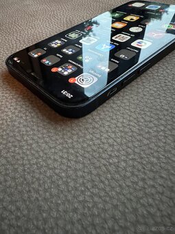 iPhone 12 - 3